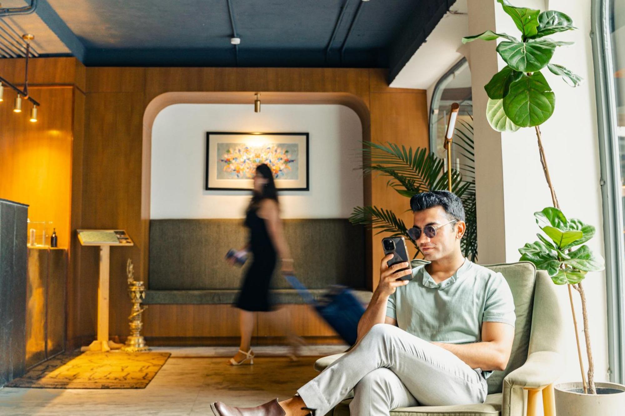 Nomad Hotel Kathmandu Buitenkant foto