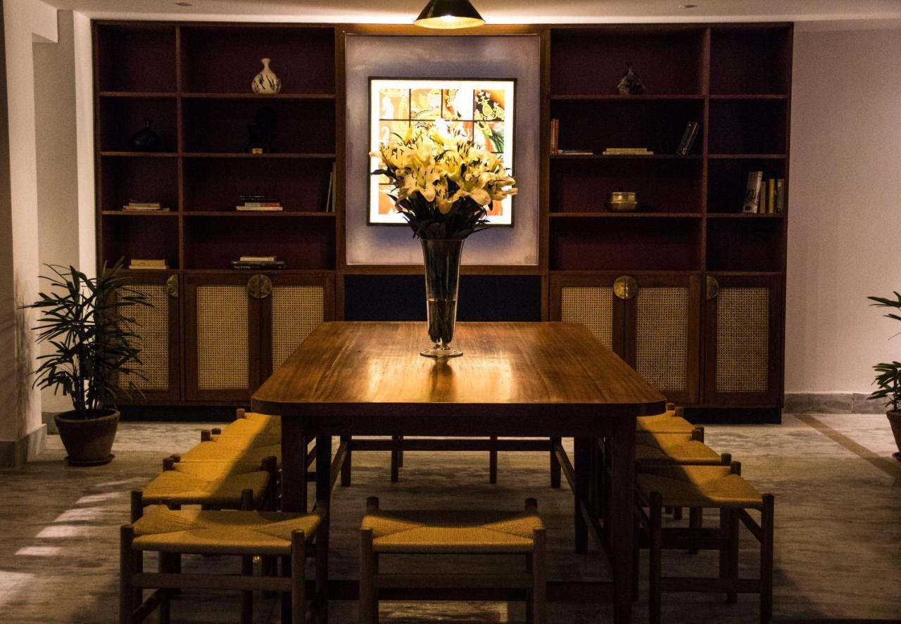 Nomad Hotel Kathmandu Buitenkant foto